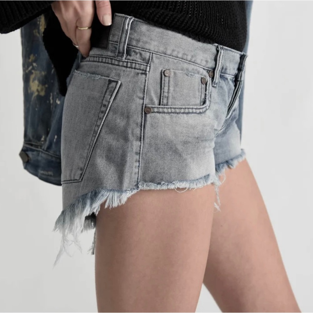 One teaspoon Revolve Rocky Bonitas Low Waist Cotton Raw Hem Denim Jean Shorts 26 - Picture 5 of 9